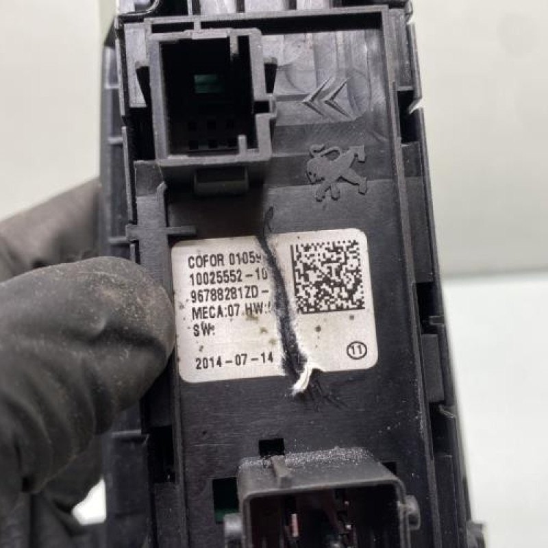 Interrupteur de leve vitre avant gauche PEUGEOT 308 2 Photo n°4