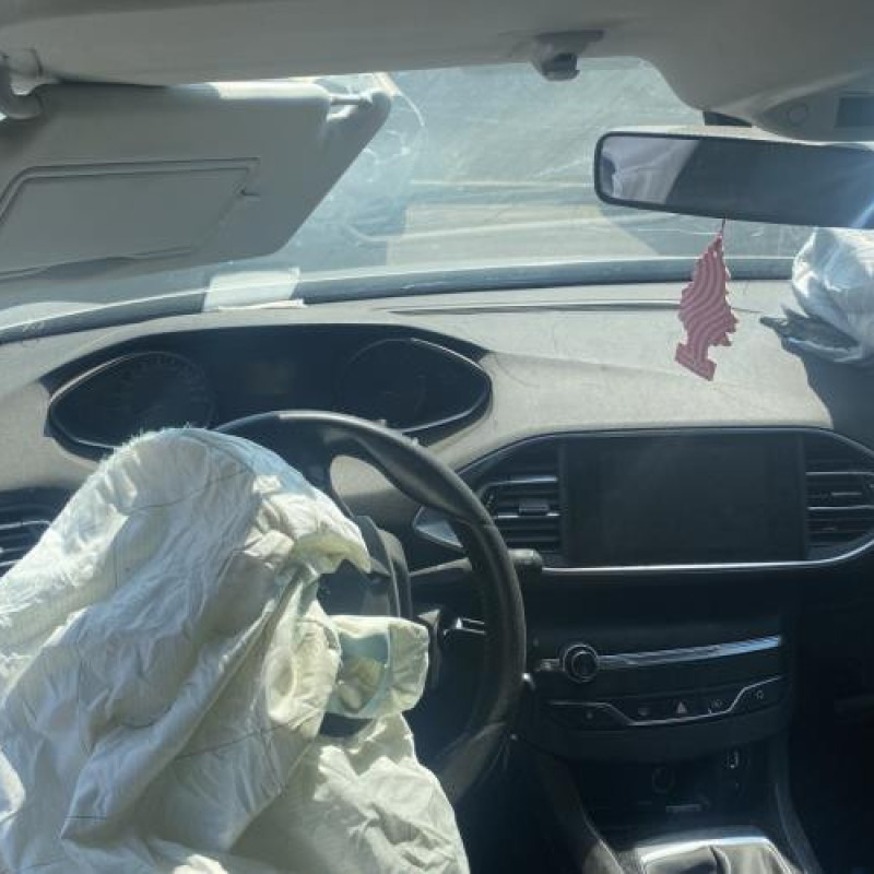 Interrupteur de leve vitre avant gauche PEUGEOT 308 2 Photo n°18