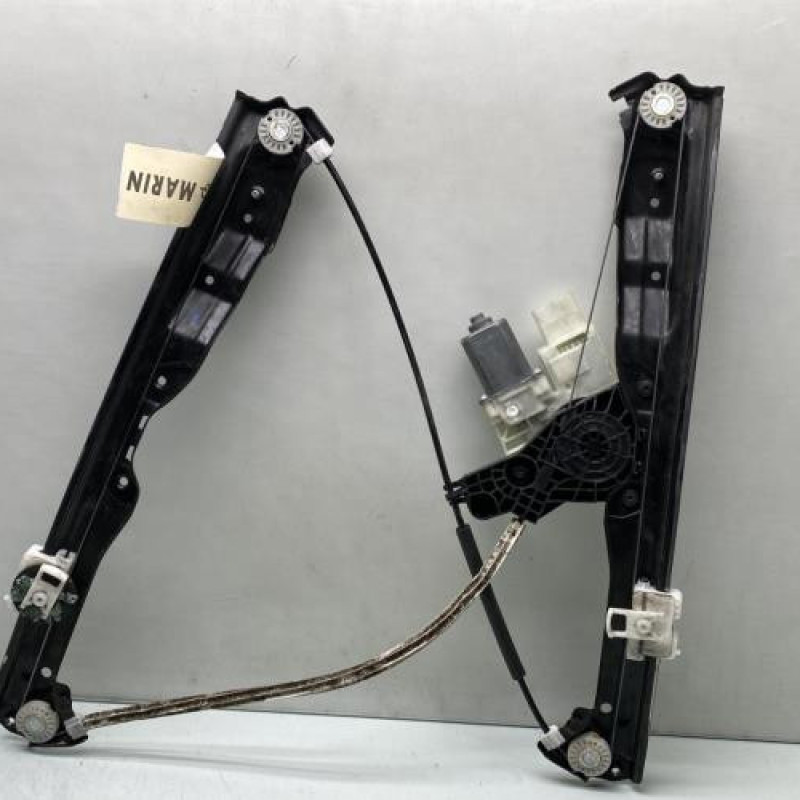 Leve vitre electrique avant gauche PEUGEOT 308 2 Photo n°1