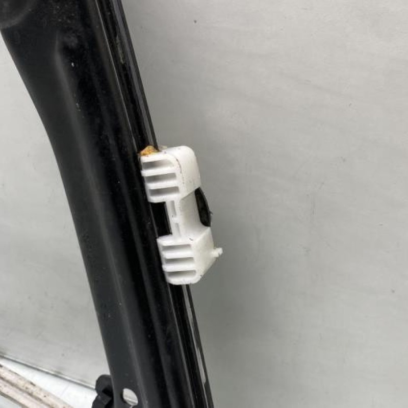 Leve vitre electrique avant gauche PEUGEOT 308 2 Photo n°7