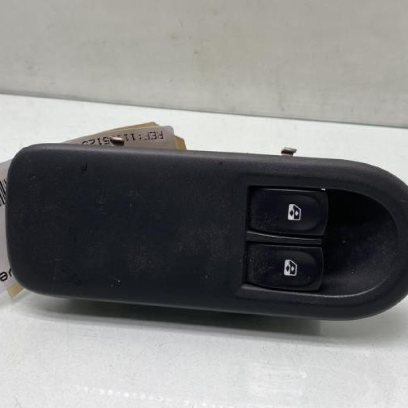 Interrupteur de leve vitre avant gauche RENAULT CLIO 3 Photo n°1