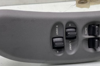 Interrupteur de leve vitre avant gauche CHRYSLER VOYAGER 4 Photo n°1