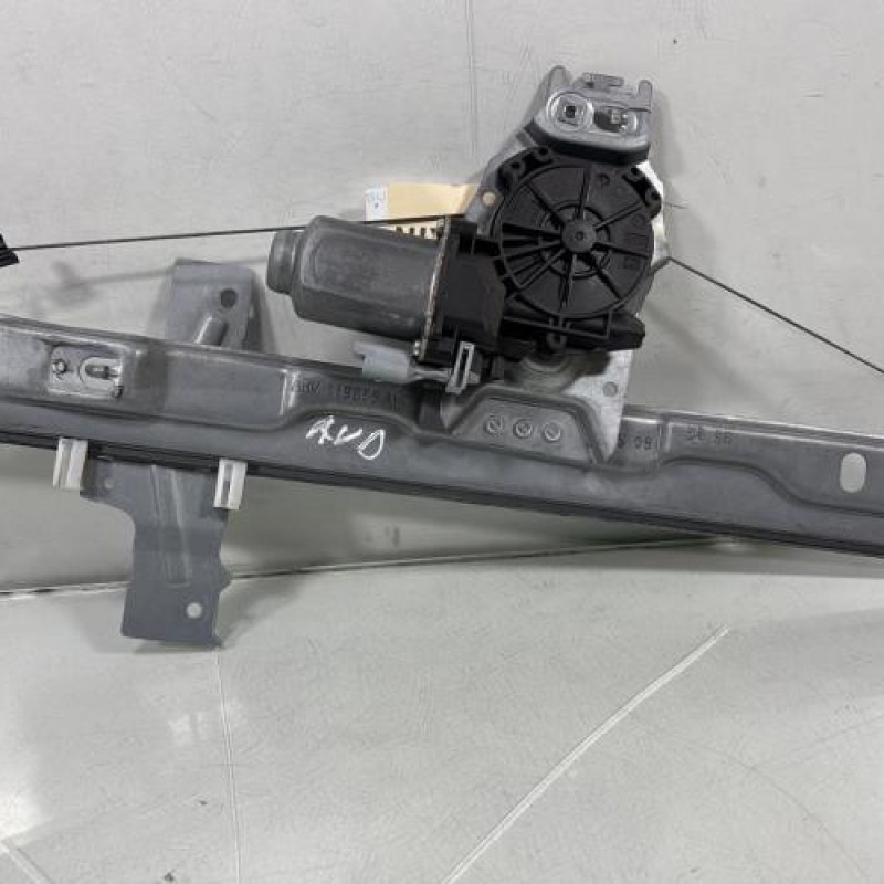 Leve vitre electrique avant droit PEUGEOT 207 Photo n°1