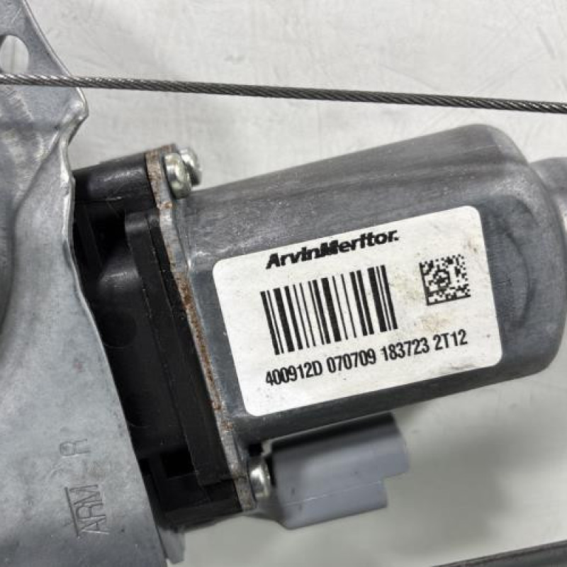 Leve vitre electrique avant droit PEUGEOT 207 Photo n°4