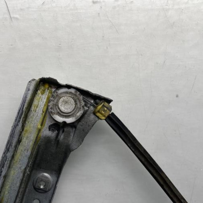 Leve vitre mecanique avant gauche RENAULT CLIO 3 Photo n°6