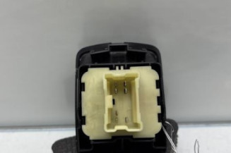Interrupteur de leve vitre avant gauche DACIA SANDERO 2