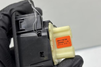 Interrupteur de leve vitre avant gauche DACIA SANDERO 2