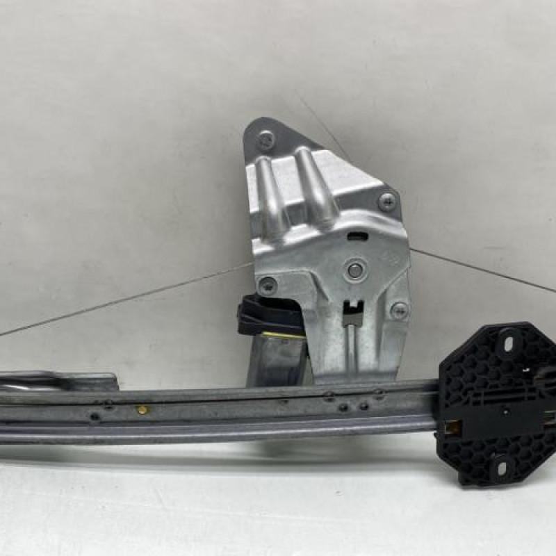 Leve vitre electrique avant droit DACIA SANDERO 2 Photo n°1