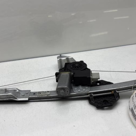 Leve vitre electrique avant gauche DACIA SANDERO 2 Photo n°1