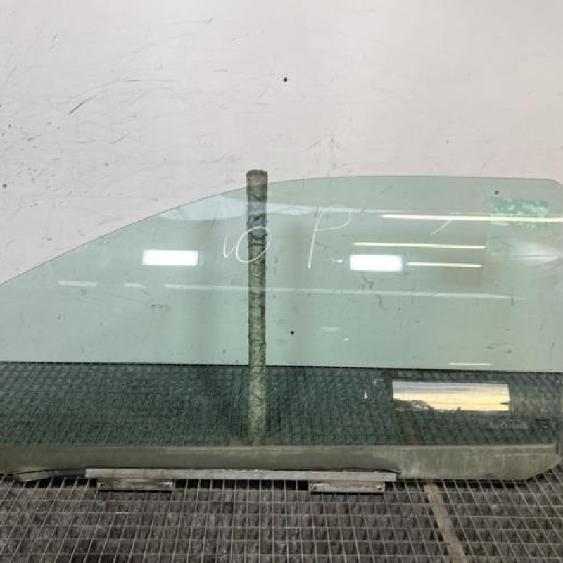 Vitre avant gauche RENAULT TWINGO 1 Photo n°1