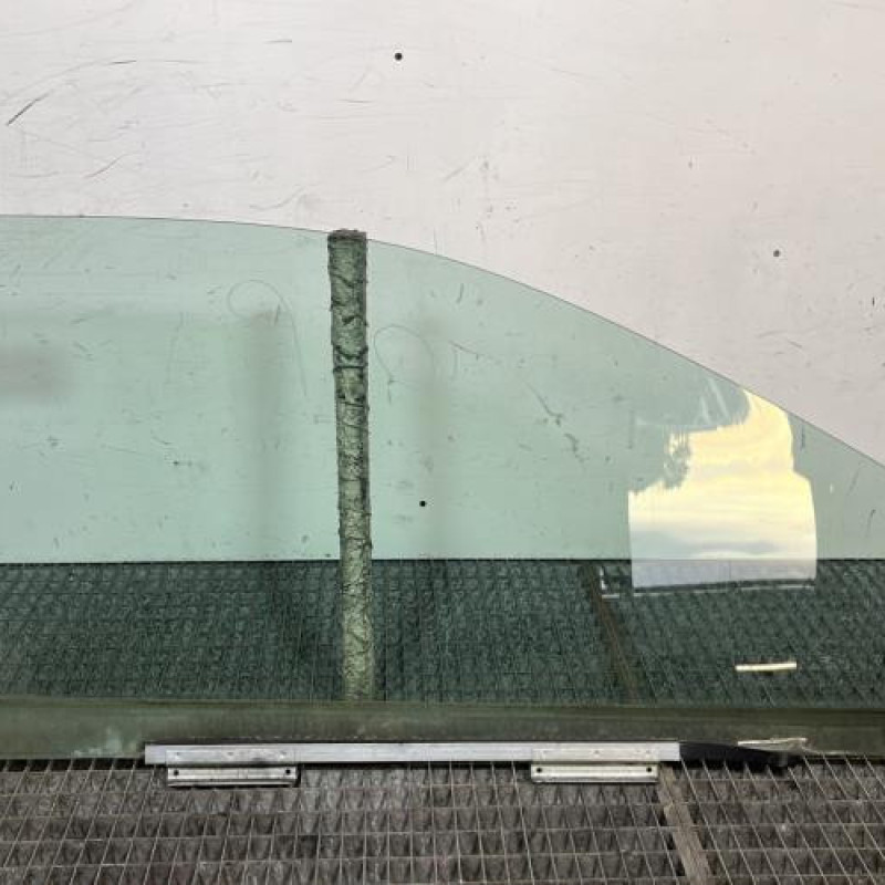 Vitre avant gauche RENAULT TWINGO 1 Photo n°4