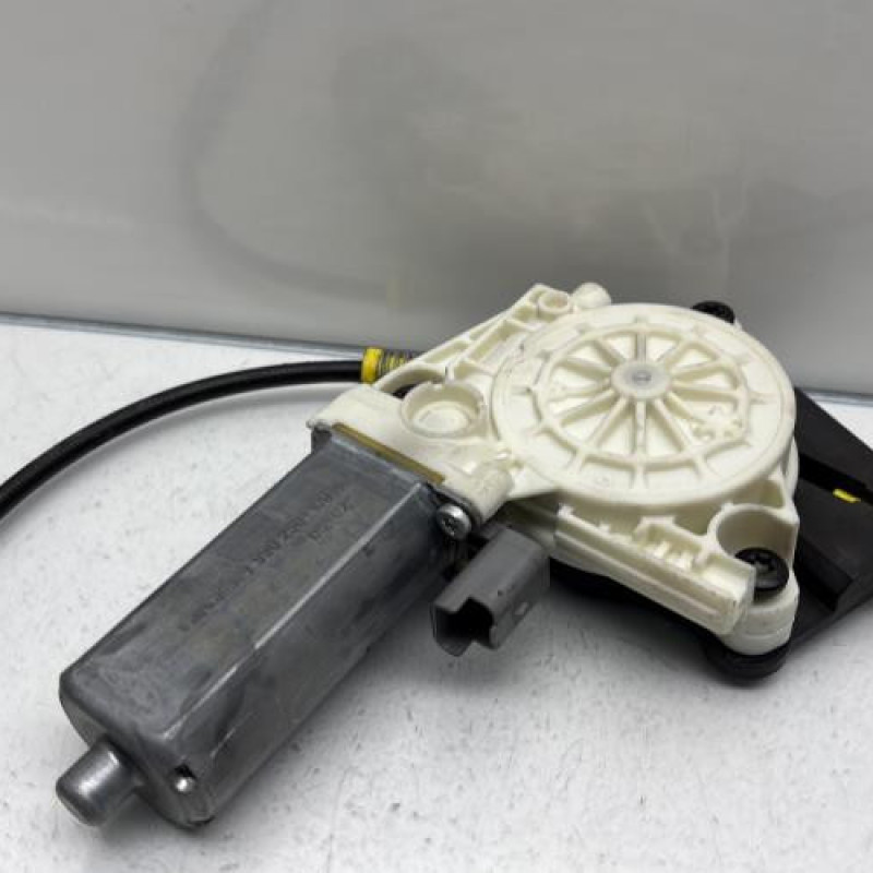 Leve vitre electrique avant gauche PEUGEOT 307 Photo n°2