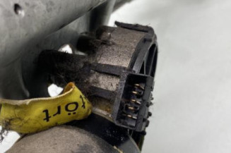 Moteur essuie glace avant VOLKSWAGEN POLO 3