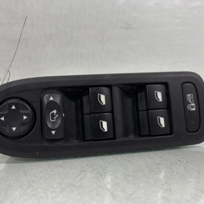 Interrupteur de leve vitre avant gauche PEUGEOT 508 1 Photo n°2