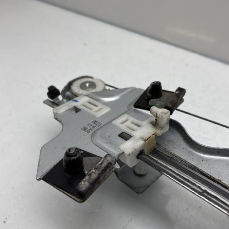 Leve vitre electrique avant droit DACIA SANDERO 1 Photo n°6