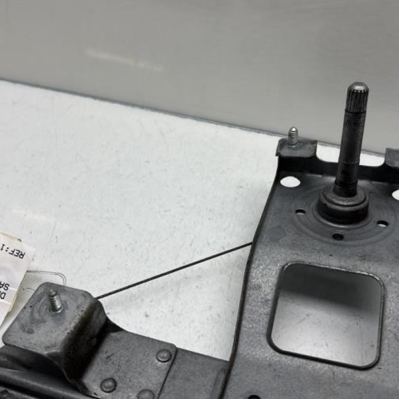 Leve vitre mecanique arriere droit DACIA SANDERO 1 Photo n°2