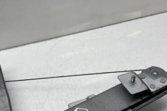 Leve vitre mecanique arriere droit DACIA SANDERO 1