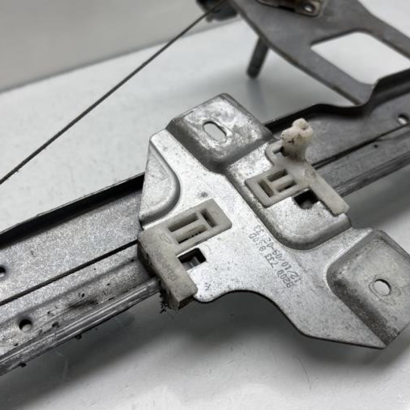 Leve vitre mecanique arriere droit DACIA SANDERO 1 Photo n°6