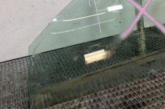 Vitre avant gauche RENAULT MEGANE 1