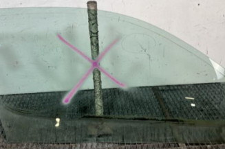 Vitre avant gauche RENAULT MEGANE 1