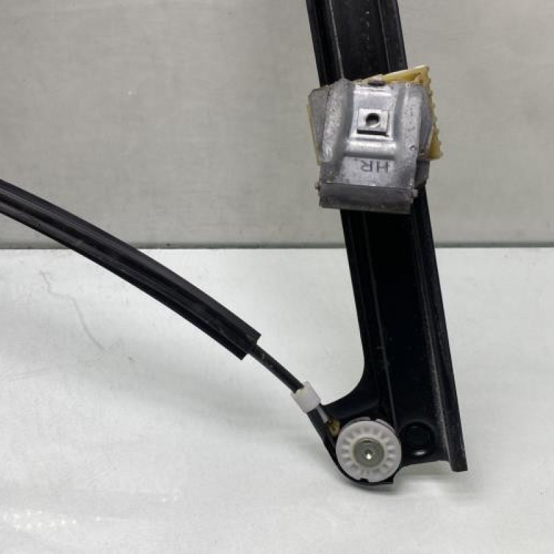 Leve vitre electrique avant droit VOLKSWAGEN POLO 5 Photo n°3