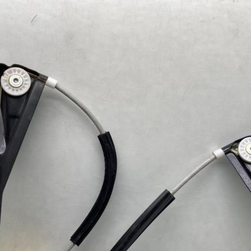 Leve vitre electrique avant droit VOLKSWAGEN POLO 5 Photo n°4