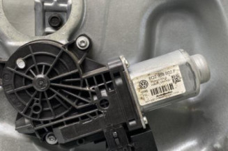 Leve vitre electrique avant gauche VOLKSWAGEN POLO 4