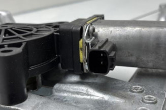 Leve vitre electrique avant droit DACIA SANDERO 2