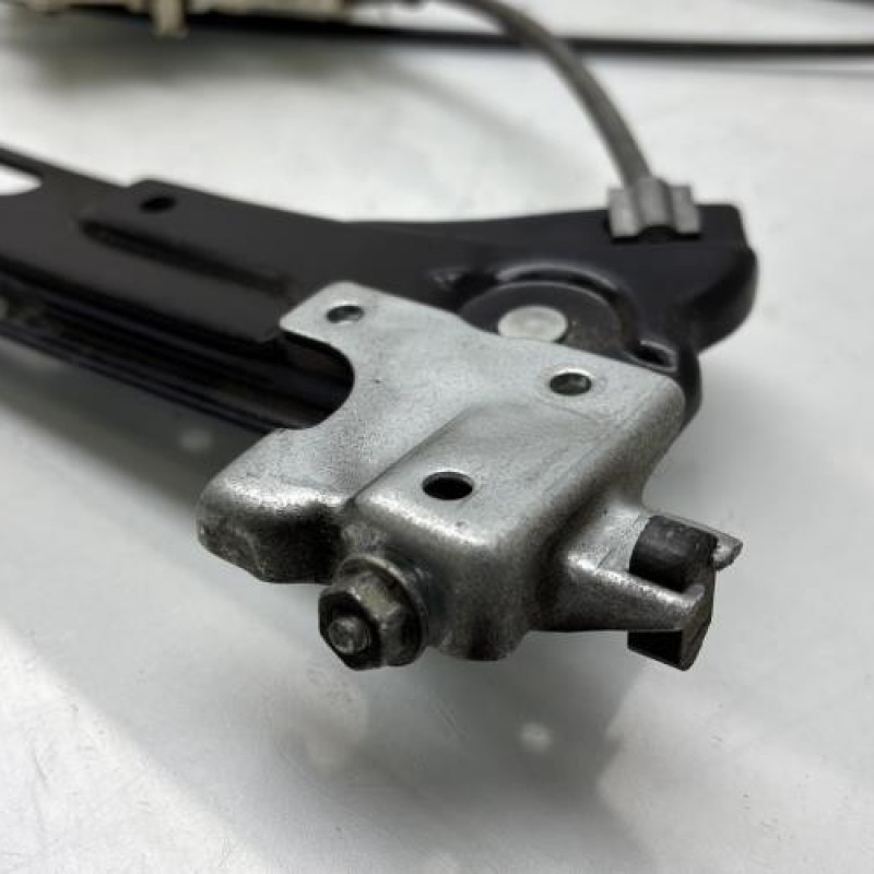 Leve vitre electrique arriere gauche MERCEDES CLASSE CLS 219 Photo n°4