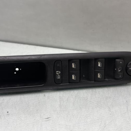 Interrupteur de leve vitre avant gauche PEUGEOT 3008 1 Photo n°1