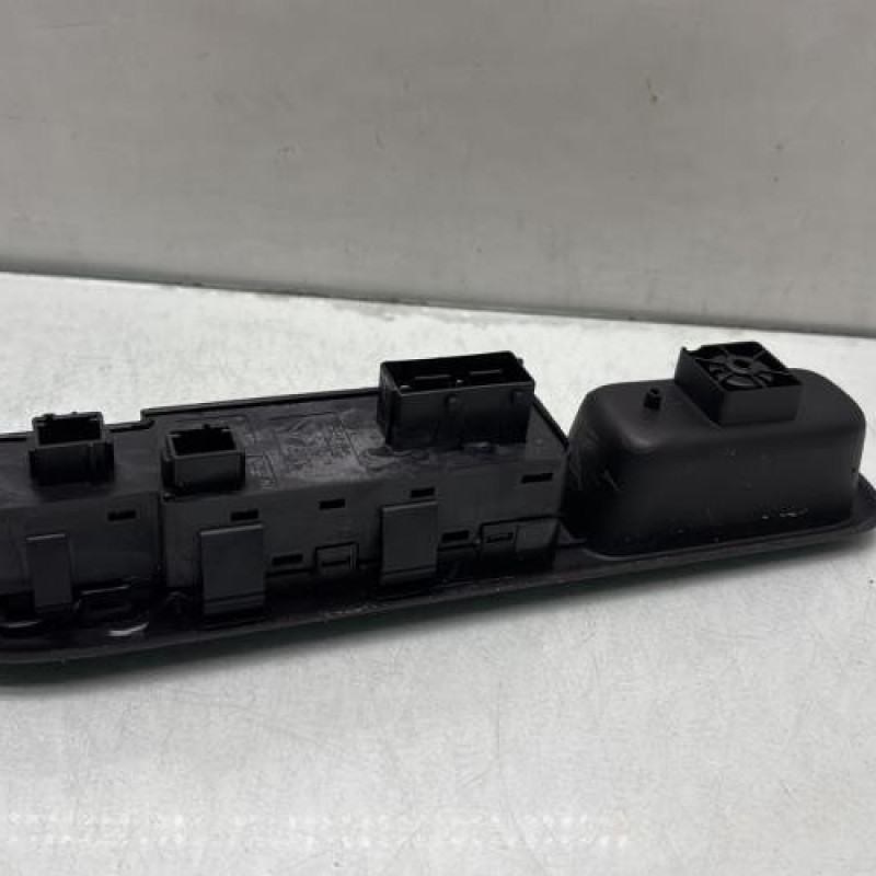 Interrupteur de leve vitre avant gauche PEUGEOT 3008 1 Photo n°3