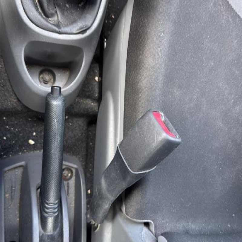 Moteur essuie glace avant PEUGEOT 107 Photo n°18