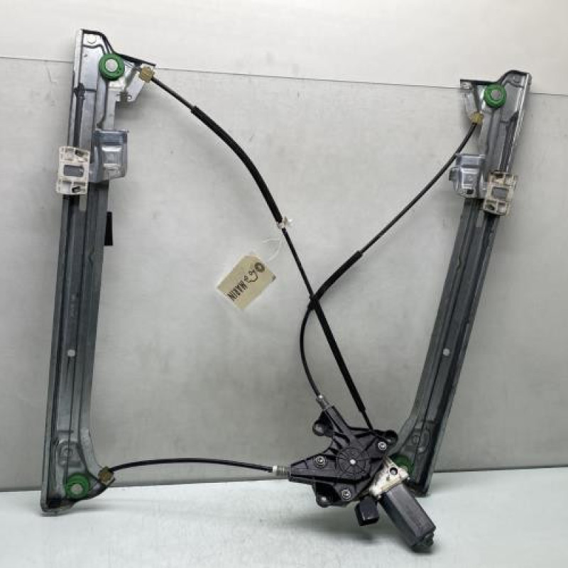 Leve vitre electrique avant gauche MERCEDES VITO 639 Photo n°1