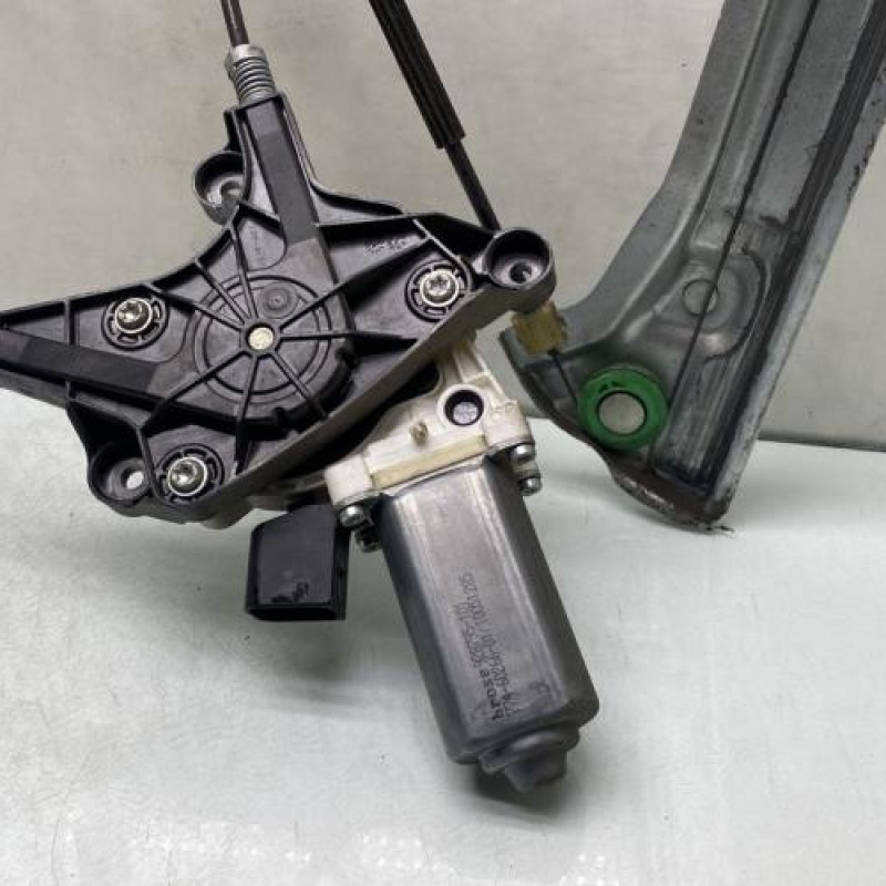 Leve vitre electrique avant gauche MERCEDES VITO 639 Photo n°5