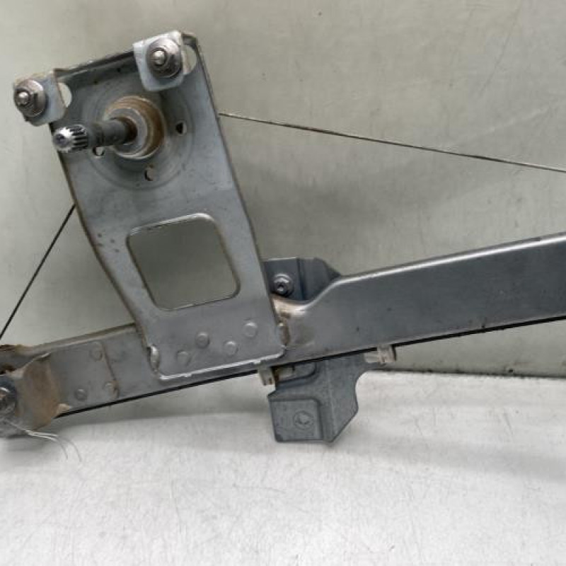 Leve vitre mecanique arriere droit DACIA SANDERO 1 Photo n°3