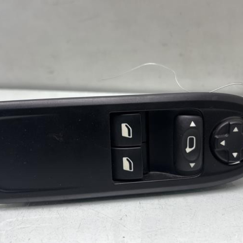 Interrupteur de leve vitre avant gauche CITROEN C3 2 Photo n°1