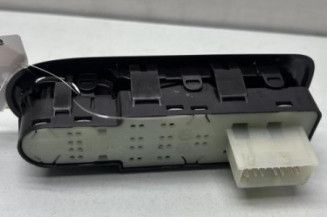 Interrupteur de leve vitre avant gauche CITROEN C3 2