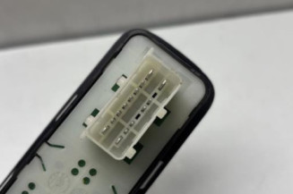 Interrupteur de leve vitre avant gauche CITROEN C3 2