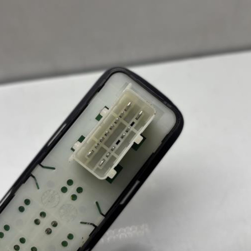 Interrupteur de leve vitre avant gauche CITROEN C3 2 Photo n°3