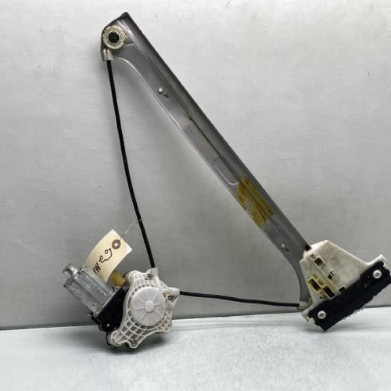 Leve vitre electrique avant droit VOLKSWAGEN FOX Photo n°1