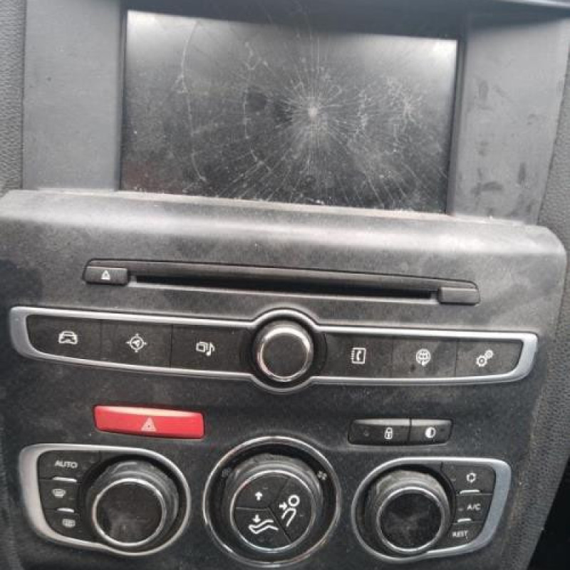 Leve vitre electrique avant droit DS DS4 1 Photo n°12