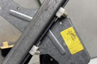 Leve vitre electrique avant gauche PEUGEOT 307