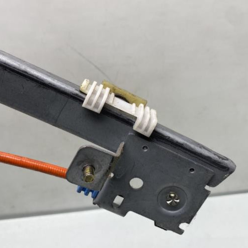Leve vitre electrique avant gauche CITROEN SAXO Photo n°4
