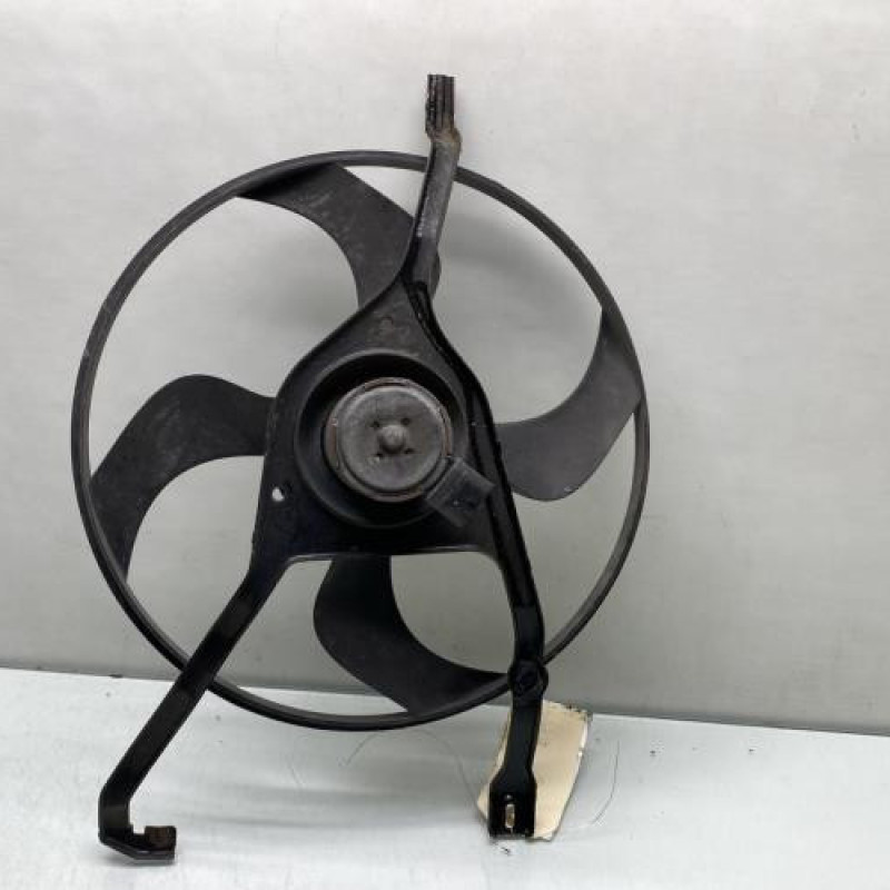 Moto ventilateur radiateur CITROEN C2 Photo n°3