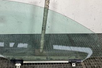 Vitre avant gauche TOYOTA AVENSIS 2