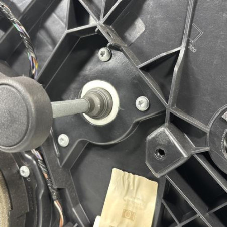 Leve vitre mecanique arriere droit FORD FIESTA 6