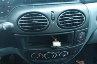 Leve vitre electrique avant gauche RENAULT MEGANE 1