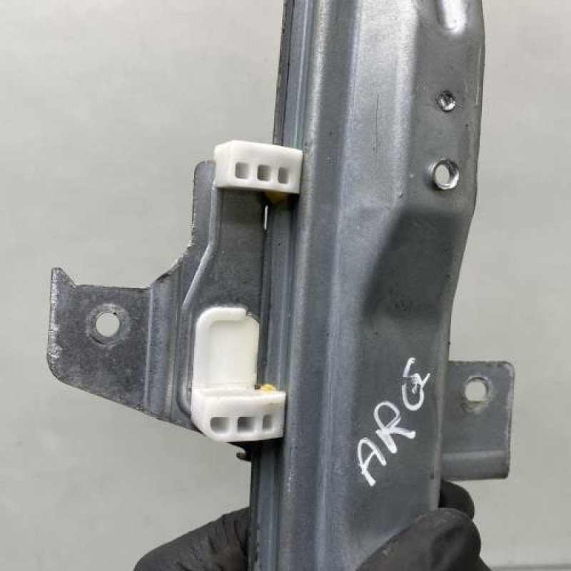 Leve vitre electrique arriere gauche PEUGEOT 407 Photo n°3