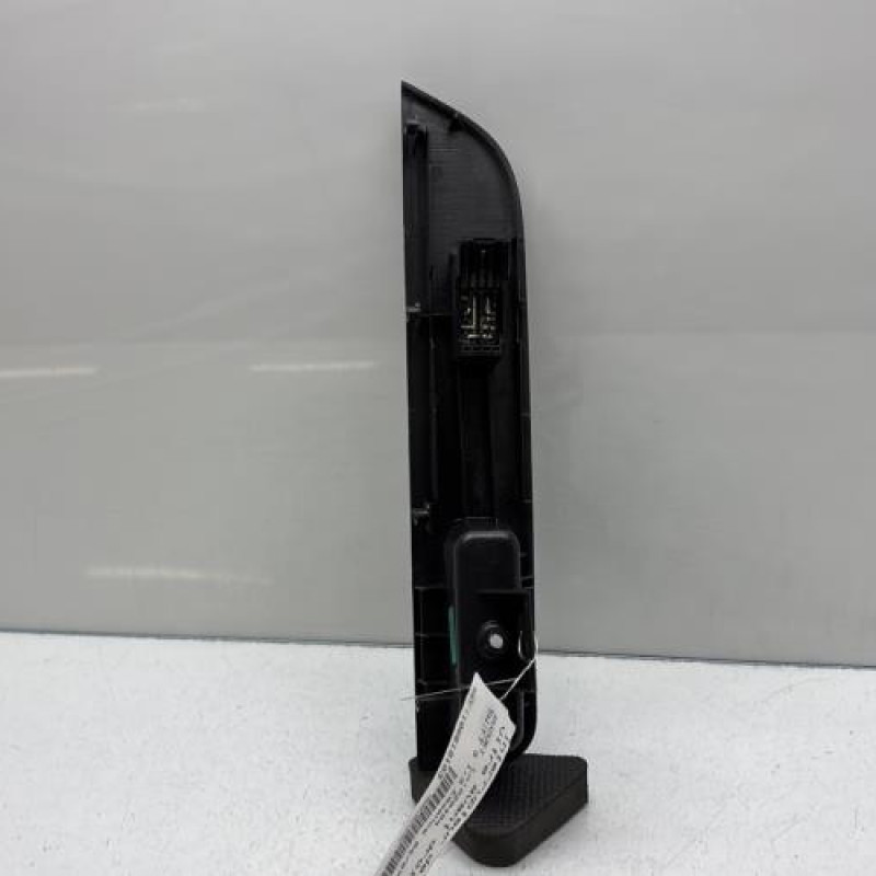 Interrupteur de leve vitre avant droit SUZUKI SWIFT 3 Photo n°4