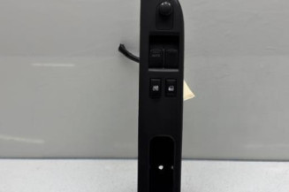 Interrupteur de leve vitre avant gauche SUZUKI SWIFT 3 Photo n°1